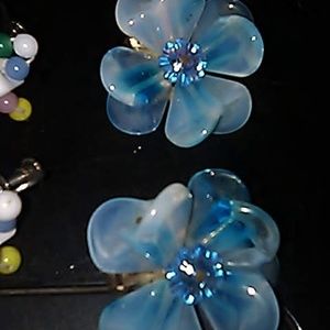 Vintage clip on earings